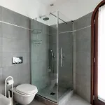 Apartman Darsena By Quokka 360 - Lakefront House With Garden And Private Dock