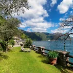 Apartament Darsena By Quokka 360 - Lakefront House With Garden And Private Dock *
