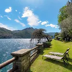 Apartament Darsena By Quokka 360 - Lakefront House With Garden And Private Dock *